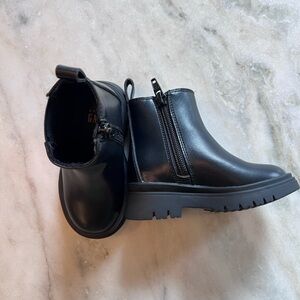 Gap Kids Chelsea Boot